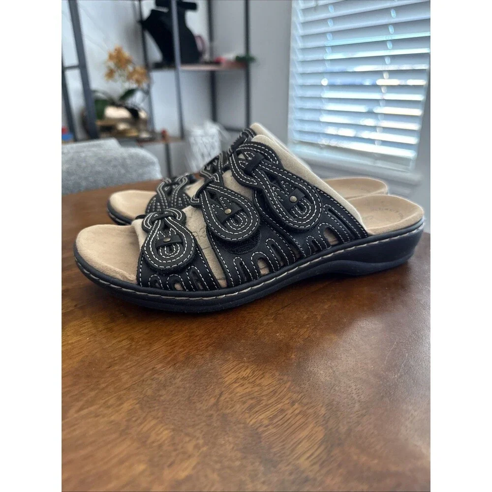 Clarks Leather Leisa Faye Sz 37.5 Adjustable Triple Strap Slip On Black Sandals